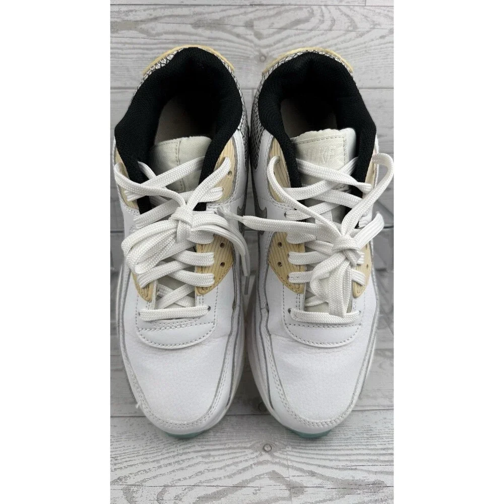 Nike Boys Air Max 90 SE 2 GS White Lace Up Running Shoes Size 6.5Y #503